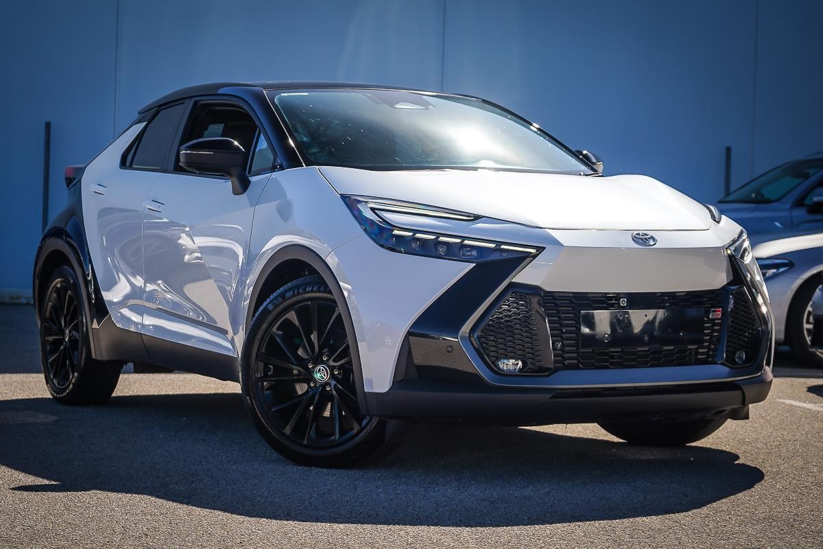 Toyota C-hr image 1