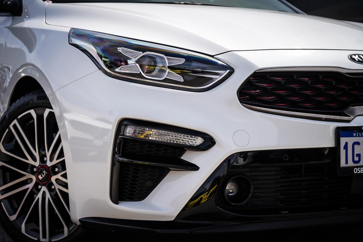 Kia Cerato image 2