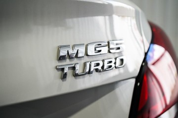 https://dvg-vehicle-assets.s3.amazonaws.com/1201736/48qtu4ptre6o9z4xgrmz12fl6.jpg