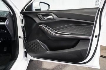 https://dvg-vehicle-assets.s3.amazonaws.com/1201736/ax810wlc5yfqdcw1chcyd9f2q.jpg