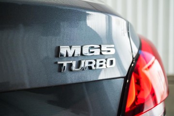 https://dvg-vehicle-assets.s3.amazonaws.com/1201740/dfdpkvg3ilffr5vottj8xk52w.jpg