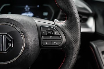 https://dvg-vehicle-assets.s3.amazonaws.com/1201742/b7arft93co04c2zxvkznh4cot.jpg