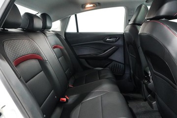 https://dvg-vehicle-assets.s3.amazonaws.com/1201745/29lg52vz6a3cr14qdvk5emr86.jpg