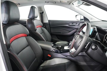 https://dvg-vehicle-assets.s3.amazonaws.com/1201753/clb9m0s023ya6b86hjj0jahax.jpg