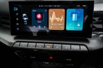 https://dvg-vehicle-assets.s3.amazonaws.com/1201754/53pi2d9aq6wj0utm3348xehvv.jpg