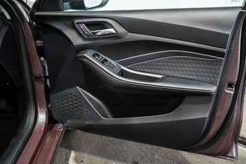 https://dvg-vehicle-assets.s3.amazonaws.com/1201754/c6w3tx17ectxgo46pruz2615.jpg