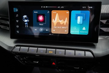 https://dvg-vehicle-assets.s3.amazonaws.com/1201758/8uwuhruti8qctihnlzjytwpuf.jpg