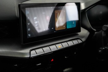 https://dvg-vehicle-assets.s3.amazonaws.com/1201758/9s54mtp61tlih9gbt2gfcpd9b.jpg