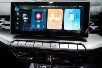 https://dvg-vehicle-assets.s3.amazonaws.com/1201759/27bmfcx1j8l11fz3wp790bk9d.jpg