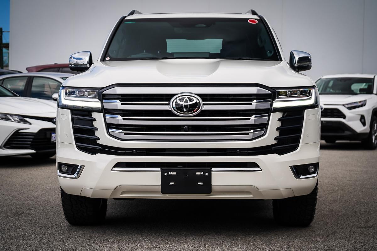 Toyota Landcruiser image 3