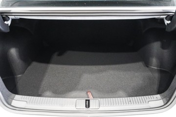 https://dvg-vehicle-assets.s3.amazonaws.com/1201770/9c485izxcm7vhrt5qmjhwsjbc.jpg