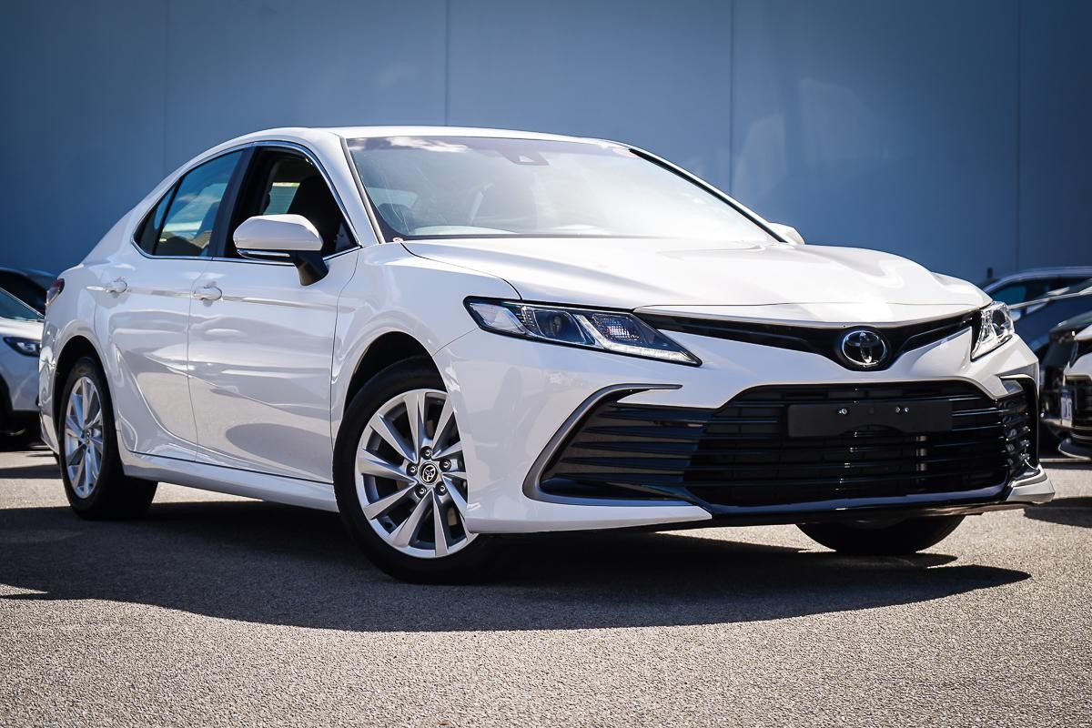 Toyota Camry image 1