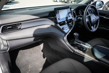 https://dvg-vehicle-assets.s3.amazonaws.com/1201777/a8bqyldsgy74bfyavya3wy9bg.jpg
