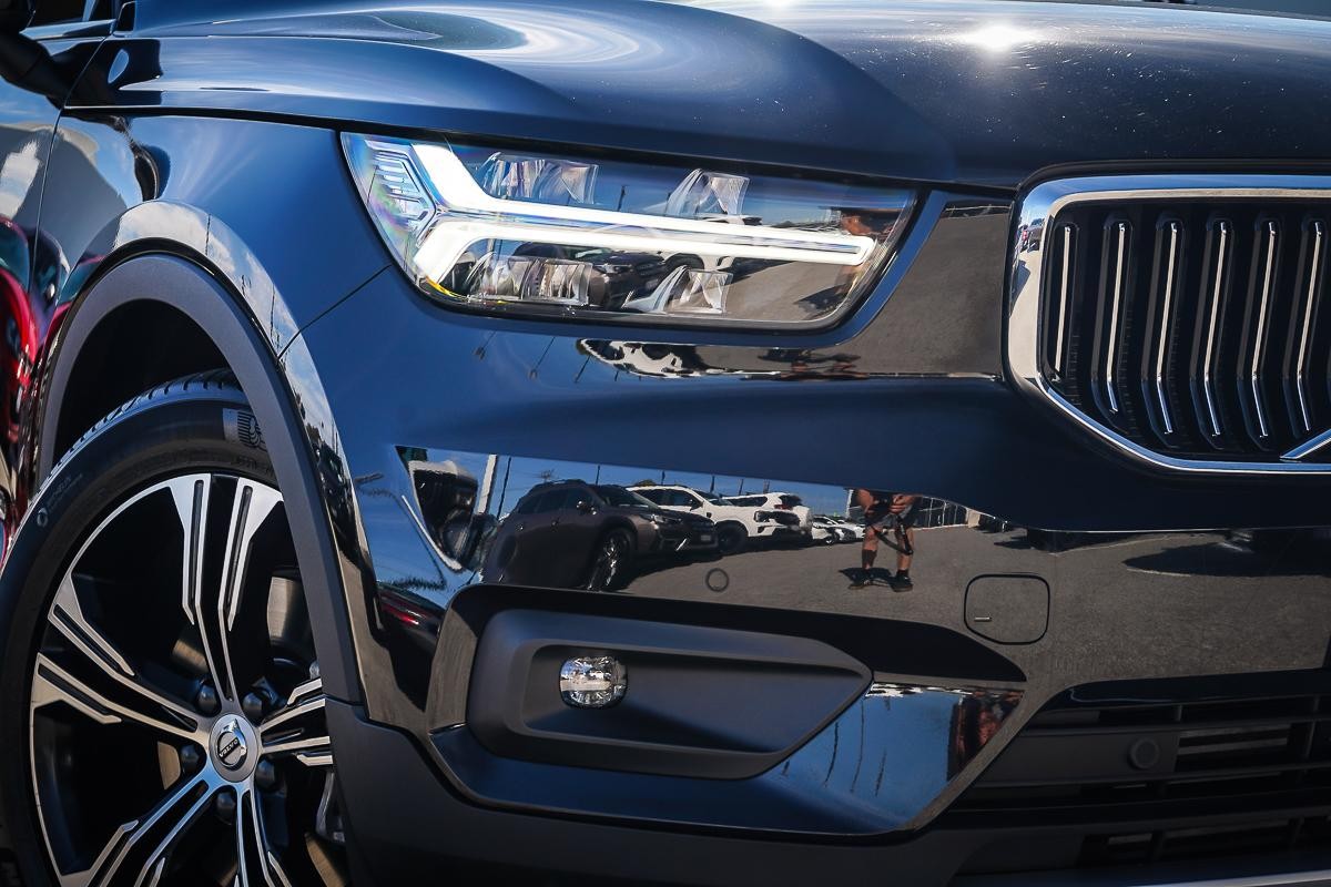Volvo Xc40 image 2