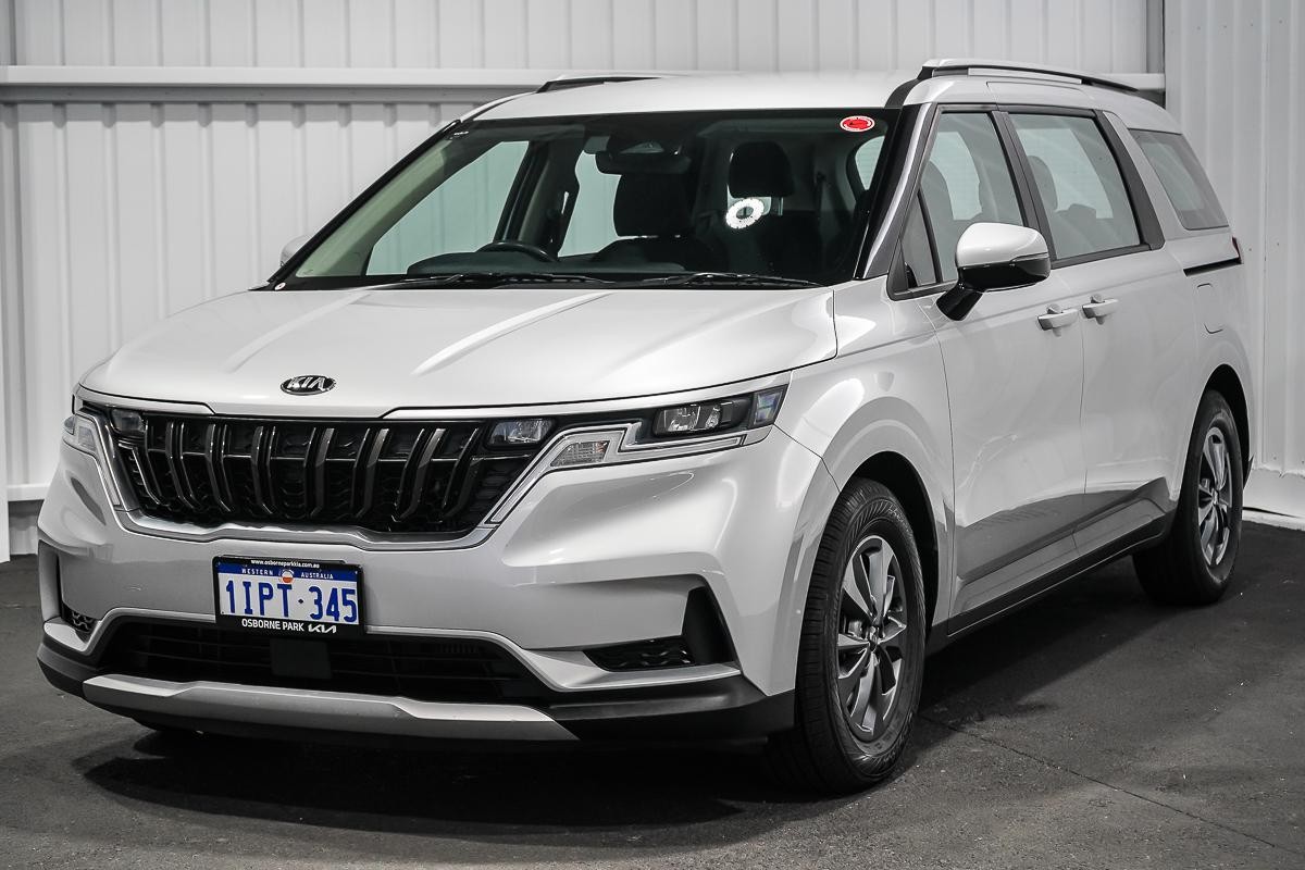 Kia Carnival image 4