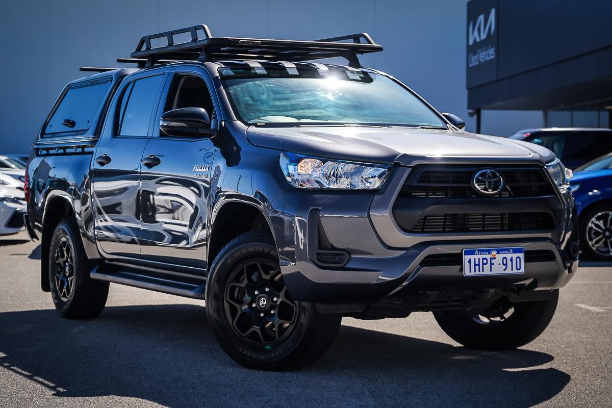 Toyota Hilux image 1