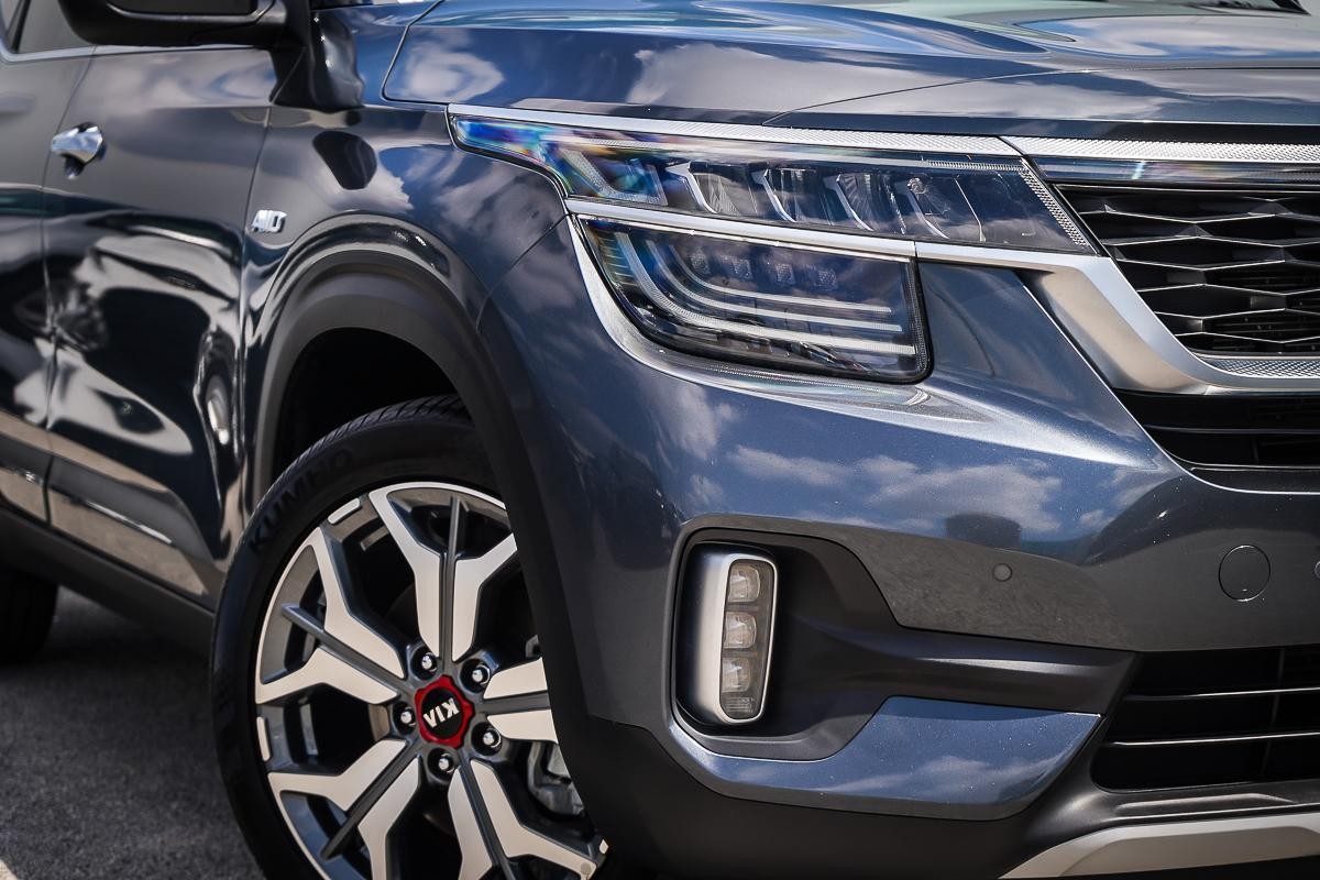 Kia Seltos image 2