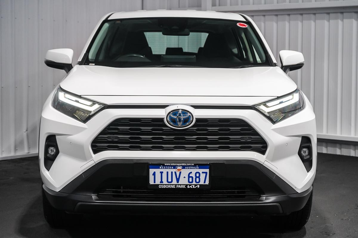 Toyota Rav4 image 3