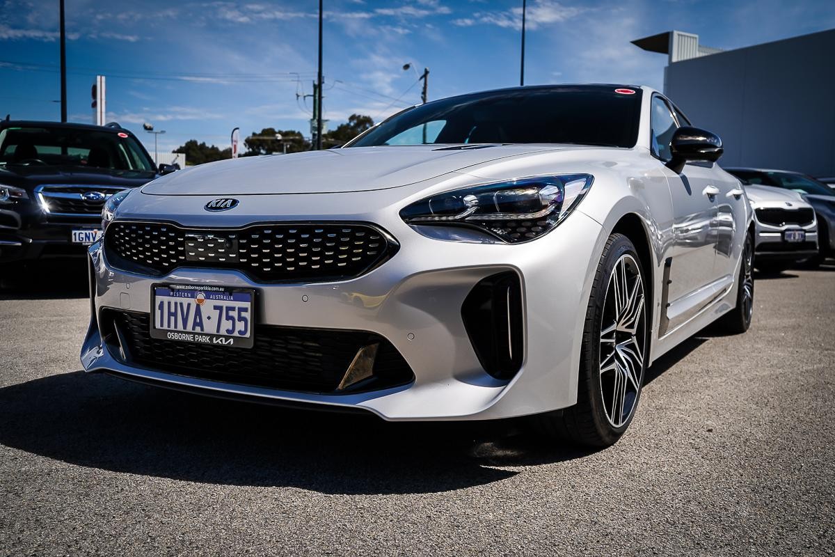 Kia Stinger image 4