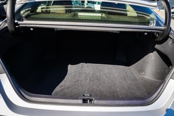 https://dvg-vehicle-assets.s3.amazonaws.com/1201844/9aopirjyvd3pb86nnwlbze012.jpg
