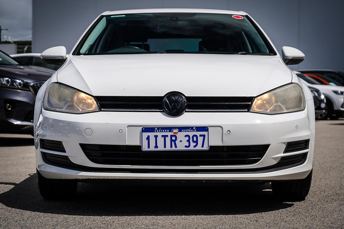 Volkswagen Golf image 3