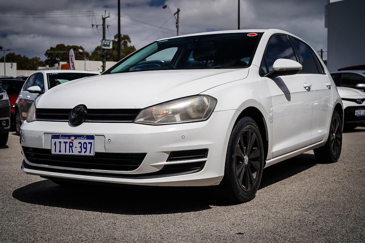 Volkswagen Golf image 4