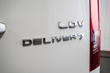 https://dvg-vehicle-assets.s3.amazonaws.com/1201866/b88n6g3alt472l5boktj31b8w.jpg