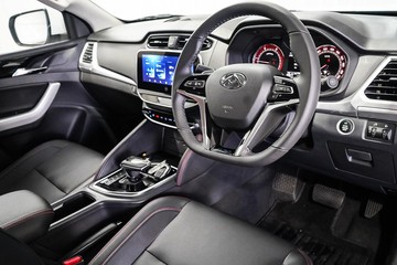https://dvg-vehicle-assets.s3.amazonaws.com/1201884/6vcm6s9u3fp53lzwo6b61414e.jpg