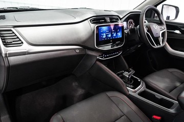https://dvg-vehicle-assets.s3.amazonaws.com/1201885/5b05ita3uifur6izq0ejntuhn.jpg
