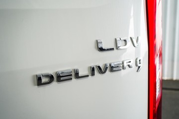 https://dvg-vehicle-assets.s3.amazonaws.com/1201887/9zqfw7w54p701hpjnx4ao0wa2.jpg