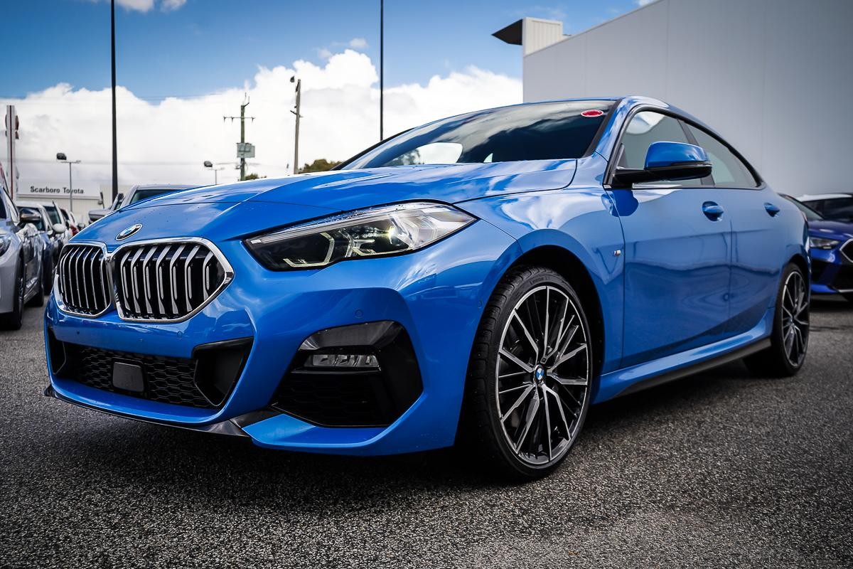 BMW 2 Series image 4