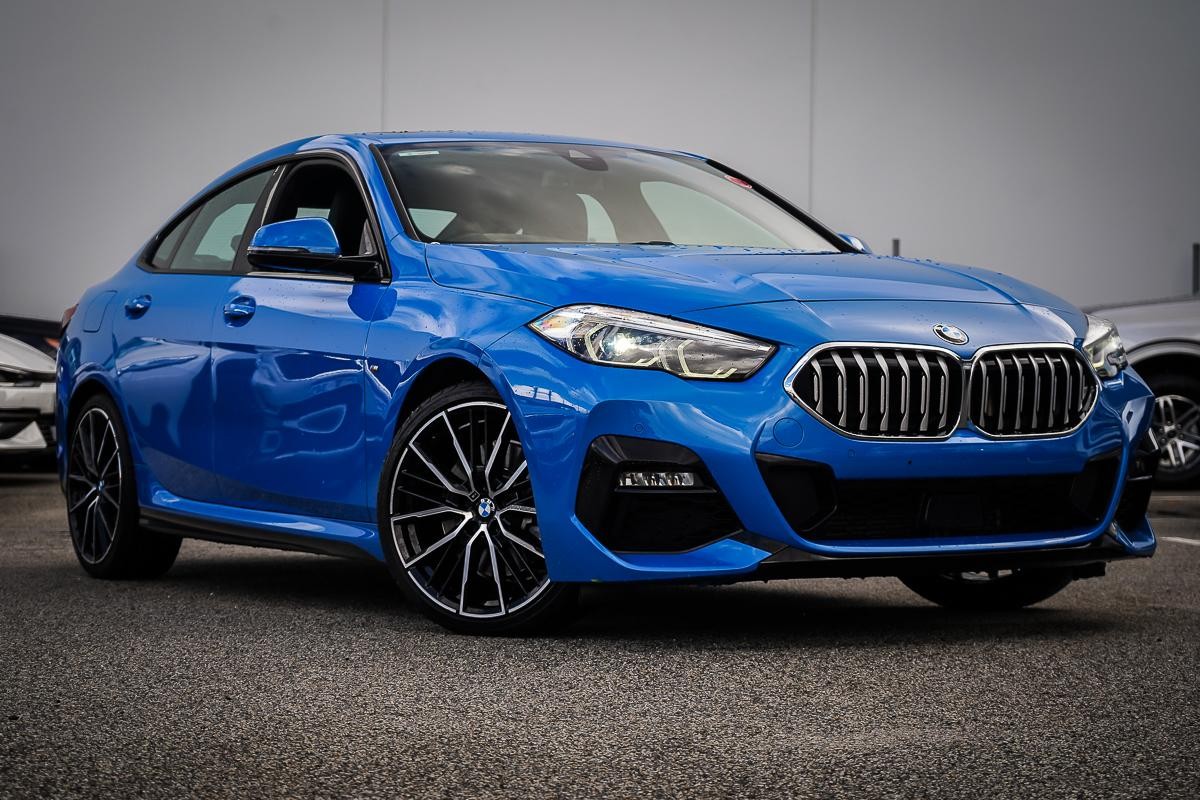 BMW 2 Series image 1
