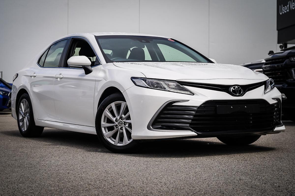 Toyota Camry image 1