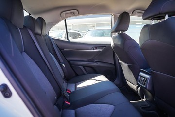 https://dvg-vehicle-assets.s3.amazonaws.com/1201985/2kkqv1wg9q8zb1u8v6u68xalg.jpg