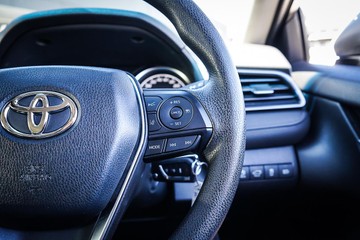 https://dvg-vehicle-assets.s3.amazonaws.com/1201985/57hnsosw5p8phaq7295th45gc.jpg
