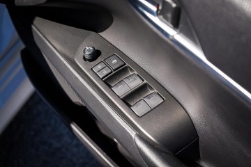 https://dvg-vehicle-assets.s3.amazonaws.com/1201985/bms01hs2ejtyejjl7fagzl001.jpg