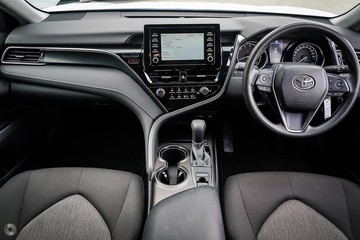 https://dvg-vehicle-assets.s3.amazonaws.com/1201986/2555itfw394cdk9spo7rt4y3f.jpg