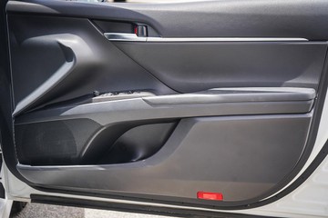 https://dvg-vehicle-assets.s3.amazonaws.com/1201990/7liu1xamd4uc6fj4phkty8ibv.jpg