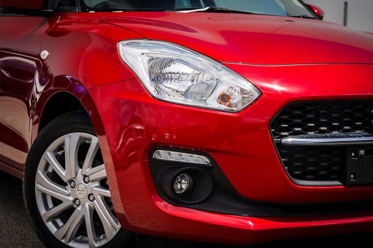 Suzuki Swift image 2