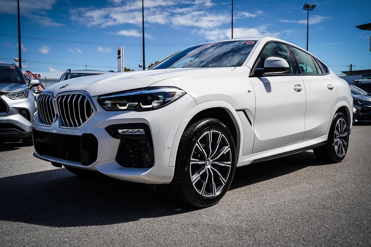 BMW X6 image 4