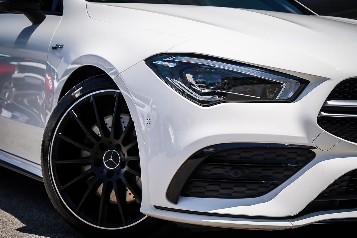 Mercedes Benz Cla-class image 2