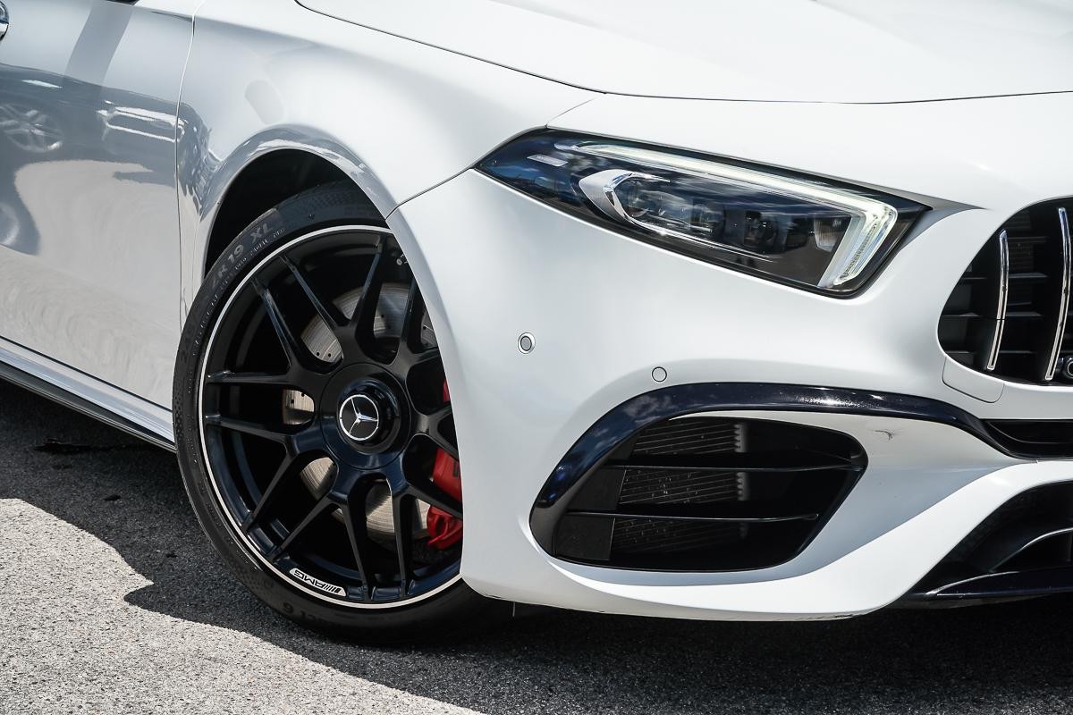 Mercedes Benz A-class image 2