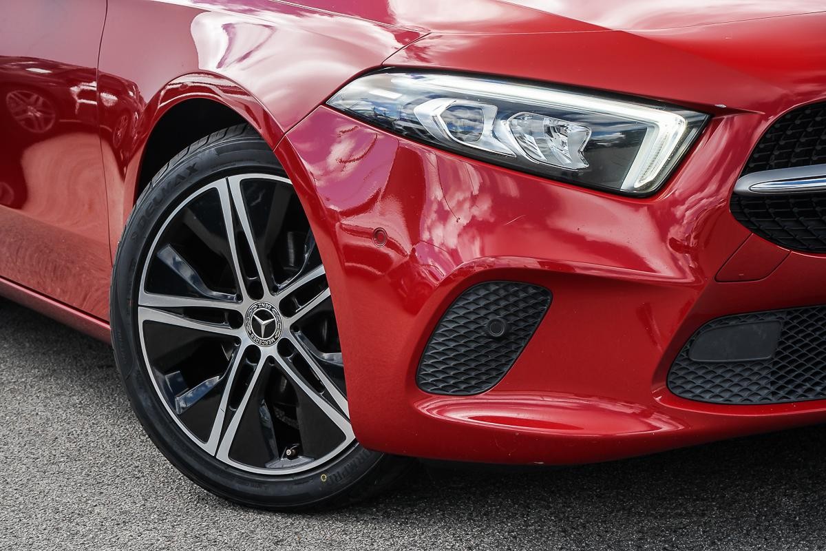 Mercedes Benz A-class image 2