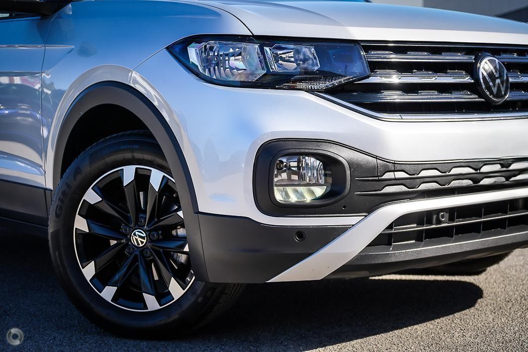 Volkswagen T-cross image 2