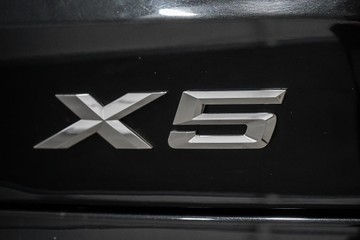 https://dvg-vehicle-assets.s3.amazonaws.com/1202136/2g7se65tlwjk4vx12dc2p79df.jpg