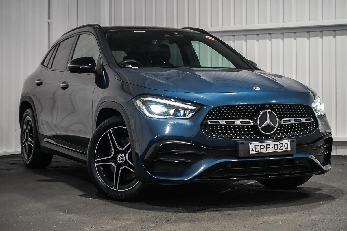 Mercedes Benz Gla-class image 1