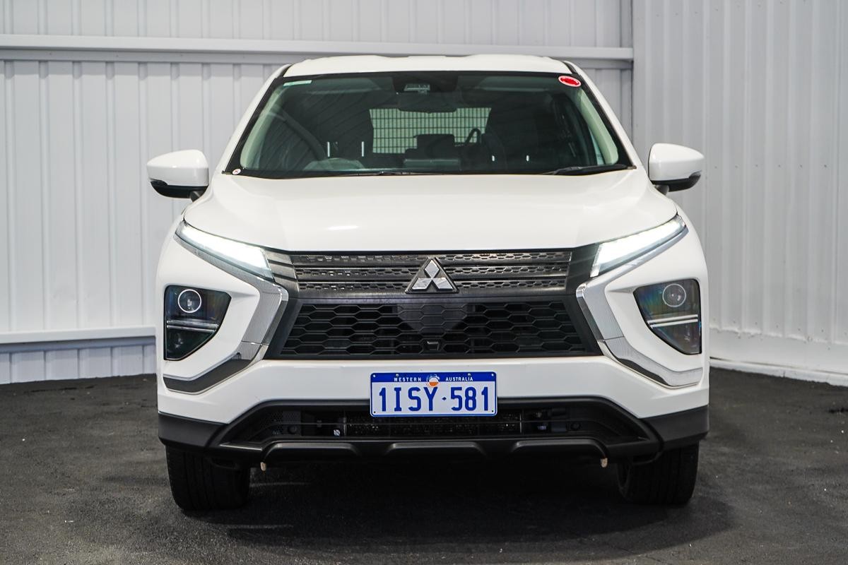 Mitsubishi Eclipse Cross image 3