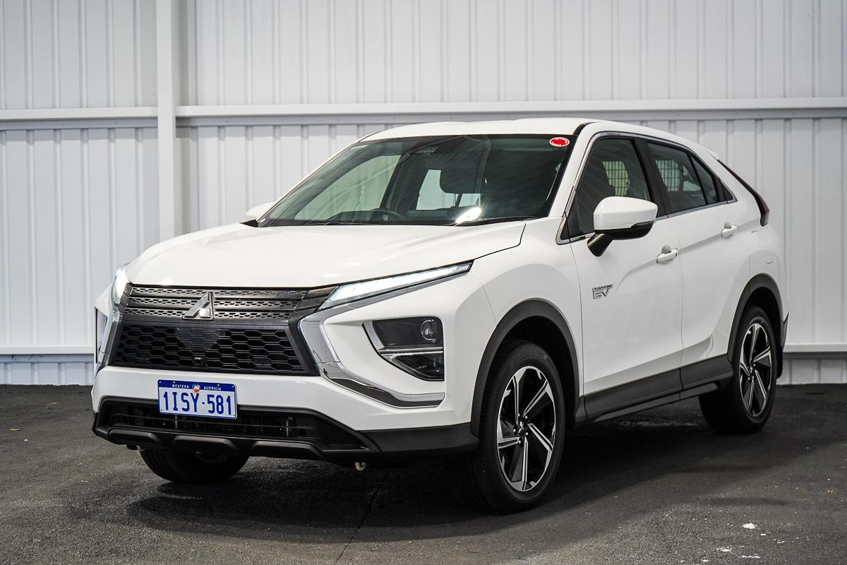 Mitsubishi Eclipse Cross image 4