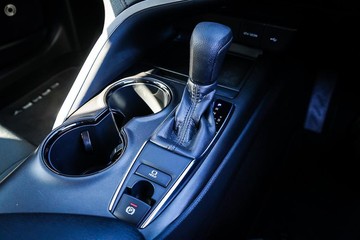 https://dvg-vehicle-assets.s3.amazonaws.com/1202168/ekhrlqd0hpvt9yptb9uco56in.jpg