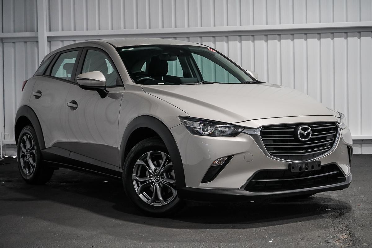 Mazda Cx-3 image 1